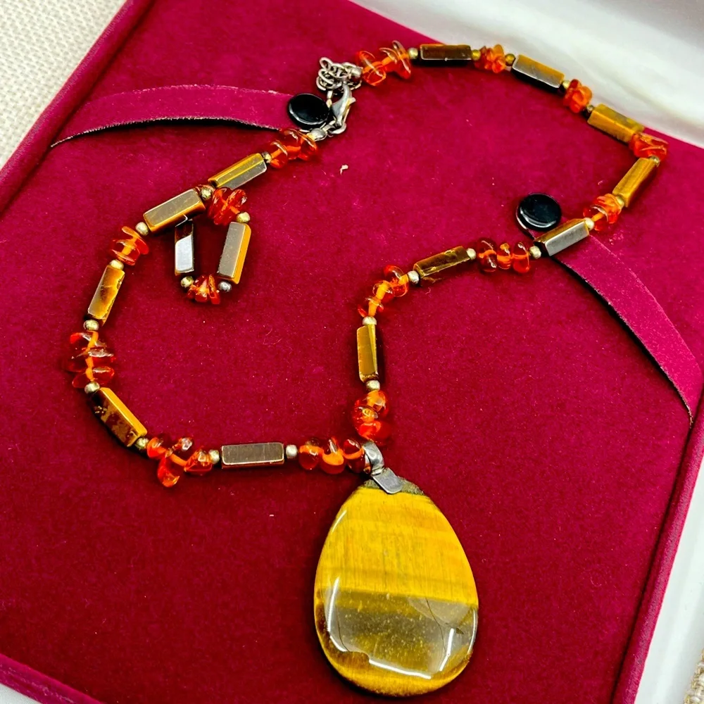 Vintage Adjustable Tiger's Eye Necklace with Sterling Silver Chain - Picture 1 of 16